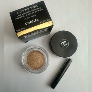 Chanel illusion long wear eyeshadow